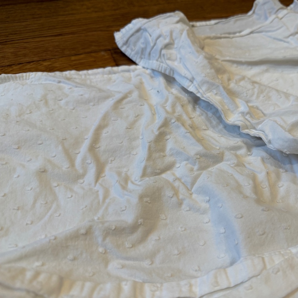 White Textured-Dot pattern Full-size bedskirt 100% cotton